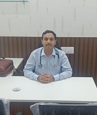Dr. Nikhil C - Consultant Rheumatologist